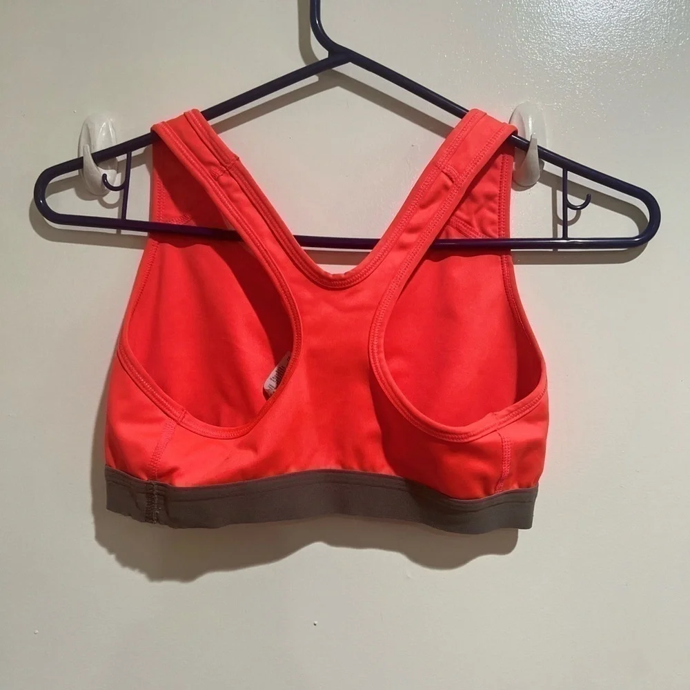 Nike dri-fit sports bra